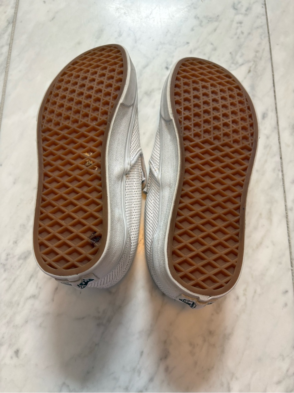 Vans Women’s Slip-On Perforated Leather Sneakers in White Size 6.5. Men size 5 - Picture 3 of 7